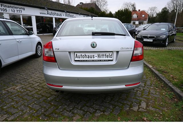 SKODA Octavia 1.4 TSI*Ambiente*mit AHK-Steuerkette neu