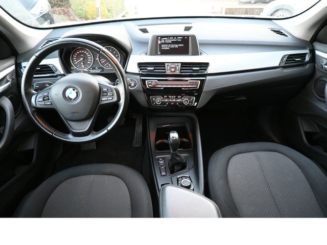 BMW X1 xDrive 20i Autom. Allrad mit AHK