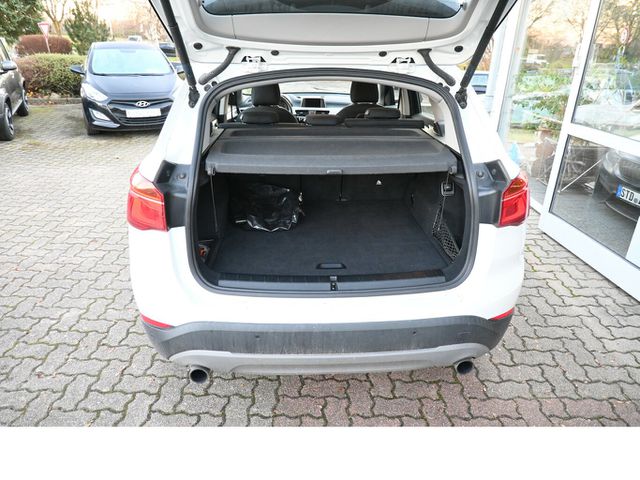 BMW X1 xDrive 20i Autom. Allrad mit AHK