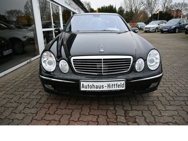 MERCEDES-BENZ E 500 V8 4Matic Aut *Elegance* 1.Hd Serviceheft