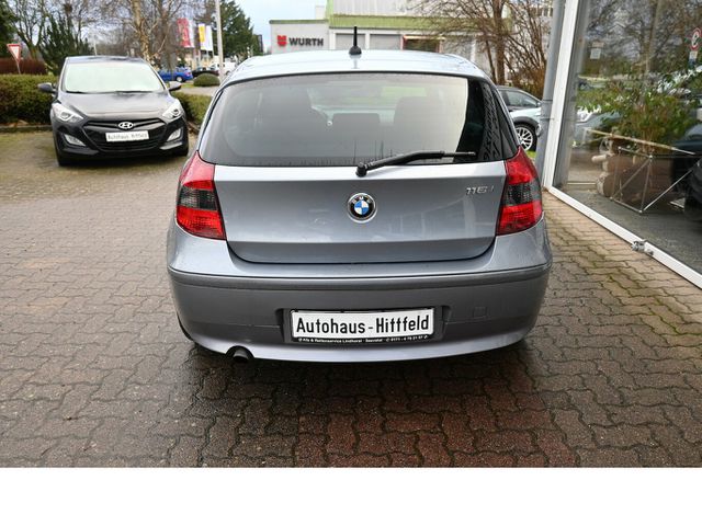 BMW 116 i 5-tür *Advantage* mit Serviceheft