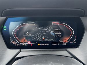 BMW 118i Sport Line Head-Up DAB LED WLAN Pano.Dach