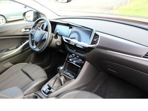 OPEL Grandland X 1,2 TURBO Elegance/LED/SHZ/PDC/DAB