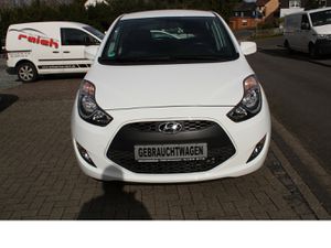 HYUNDAI ix20 1,4 Classic blue Klima-8 fach bereift