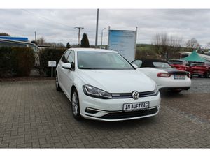 VW Golf 1,4 TSI Highline BlueMotion SHZ/LED/PDC