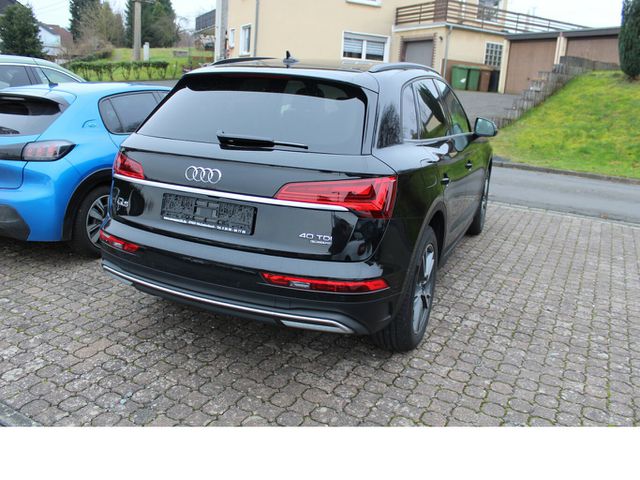 AUDI Q5 40 TDI quattro S line /LED/NAVI/SHZ/AHK