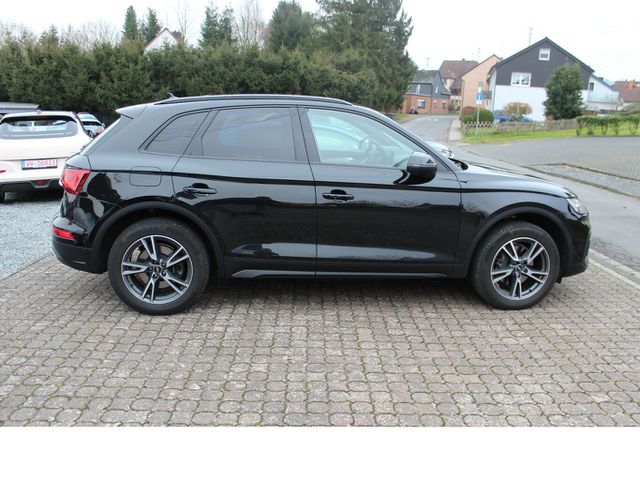 AUDI Q5 40 TDI quattro S line /LED/NAVI/SHZ/AHK