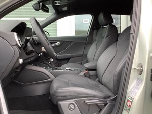 AUDI Q2 S line 35 TFSI Matrix ACC Navi Kamera