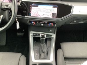 AUDI Q3 TFSI e