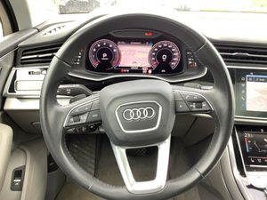 AUDI Q7 SUV 55 TFSI qu. LED ACC 360° Pano AHK 7 Sitze