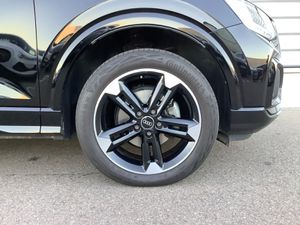 AUDI Q2 Advanced 35 TFSI LED Kamera SHZ EPH+