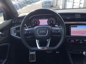 AUDI RS Q3 Matrix ACC Pano AHK RS-AGA Navi 360°