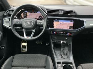 AUDI Q3 45 TFSI e S line LED ACC Navi Kamera