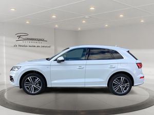 AUDI Q5 55 TFSI e quattro S line Matrix ACC Kamera