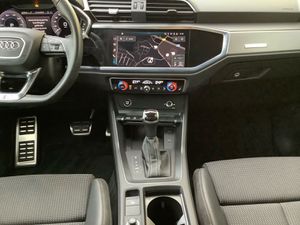 AUDI Q3 Sportback 45 TFSI e S line LED ACC Kamera AHK