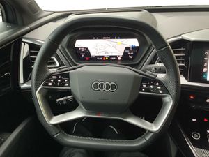 AUDI Q4 50 e-tron quat S line Matrix ACC Pano HuD AHK