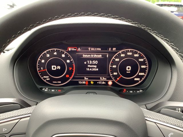 AUDI Q2 S line 35 TFSI Matrix ACC Navi Kamera