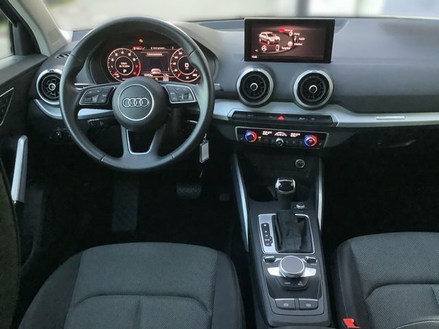 AUDI Q2 Advanced 35 TFSI LED Kamera SHZ EPH+