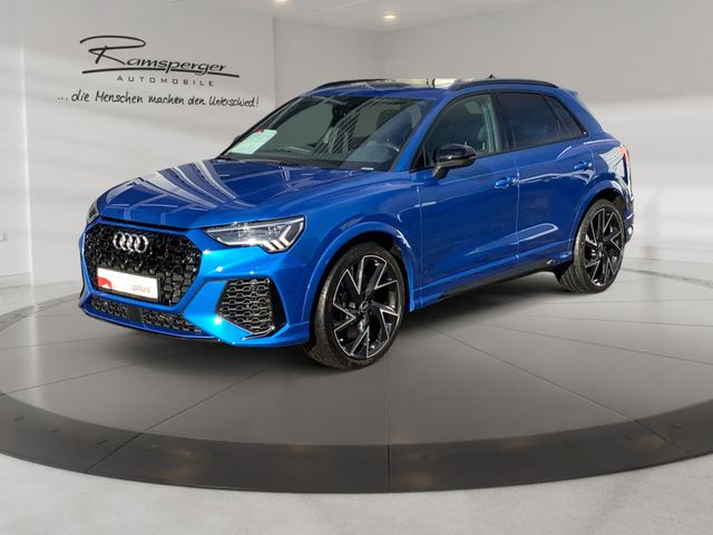 AUDI RS Q3 Matrix ACC Pano AHK RS-AGA Navi 360°