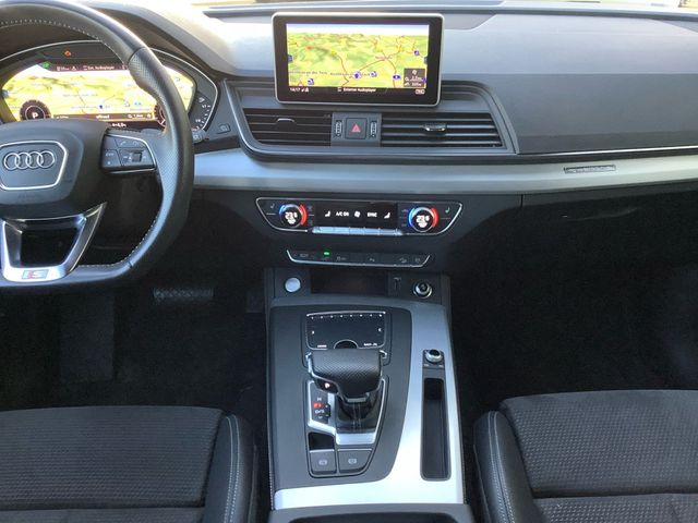 AUDI Q5 55 TFSI e quat. S line Matrix ACC HuD Pano