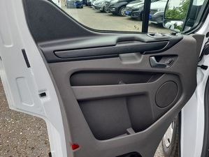 FORD Transit Custom 300 L2H1 LKW VA Trend