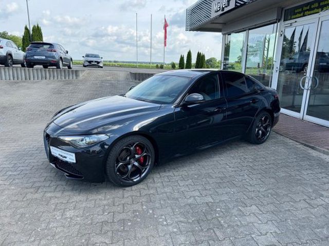 ALFA ROMEO Giulia 2.2 JTDM AT8 B-Tech B-Tech