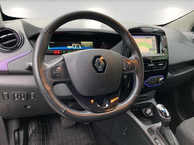 RENAULT ZOE