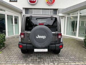 JEEP Wrangler Sahara 2.8l Hard/Soft Top, Navi