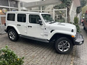 JEEP Wrangler / Wrangler Unlimited Sahara 2.2l, AHK, Skyone Softtop