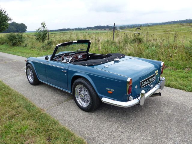 Triumph TR 5