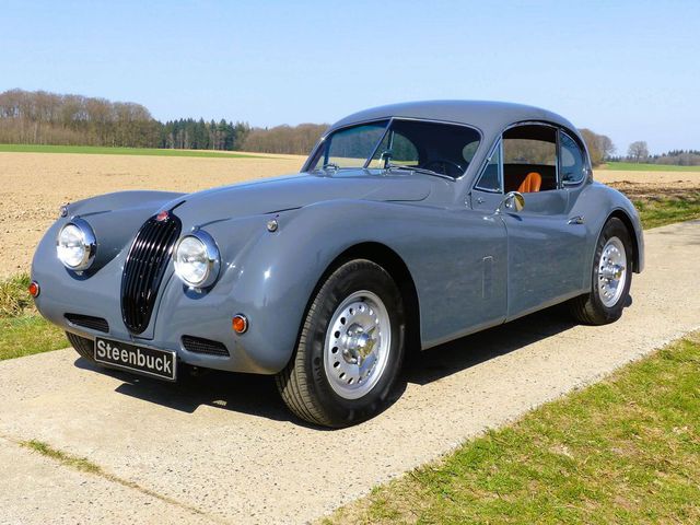 Jaguar XK