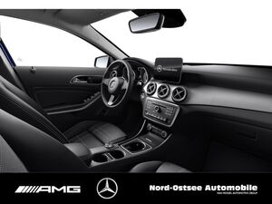 MERCEDES-BENZ GLA 200 URBAN NAVI KAMERA AHK TEMPOMAT TOTWINKEL