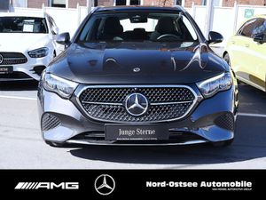 MERCEDES-BENZ E 220 d T Avantgarde Pano AHK 19 Distro Kamera