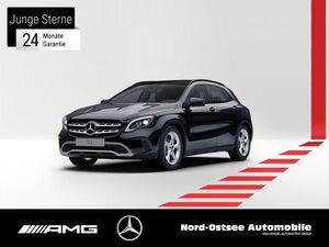 MERCEDES-BENZ GLA 180 STYLE PANO LED NAVI KAMERA SITZHEIZUNG