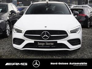 MERCEDES-BENZ CLA 180 AMG Kamera Tempo Pano Sitzhzg Night