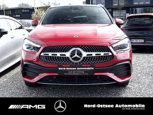 MERCEDES-BENZ GLA 250 e AMG DISTRO PANO 360° AHK SHZ KEYLESS