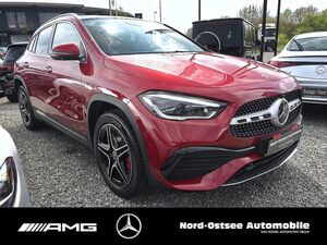 MERCEDES-BENZ GLA 250 e AMG DISTRO PANO 360° AHK SHZ KEYLESS