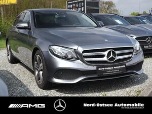 MERCEDES-BENZ E 200 Avantgarde NAVI KAMERA TOTWINKEL LED SHZ