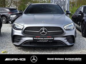 MERCEDES-BENZ E 400 T d 4M AMG 360 PANO HUD AHK DISTRO STANDH.