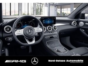 MERCEDES-BENZ GLC 300 de 4M AMG 360 PANO AHK MULTIBEAM PDC