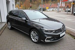 VW Passat Variant