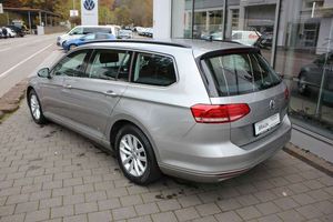 VW Passat Variant