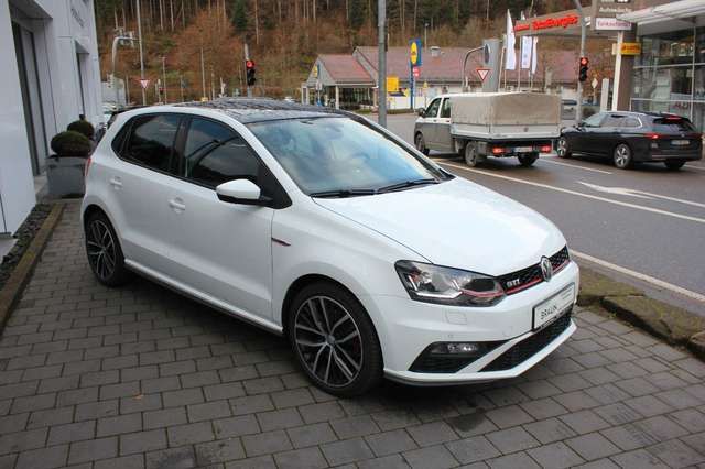 VW Polo V GTI 1.8 TSI DSG Panodach,LED,PDC,BT