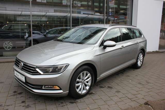 VW Passat Variant