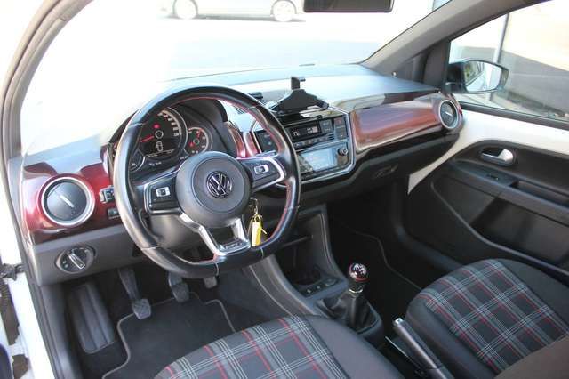 VW up!