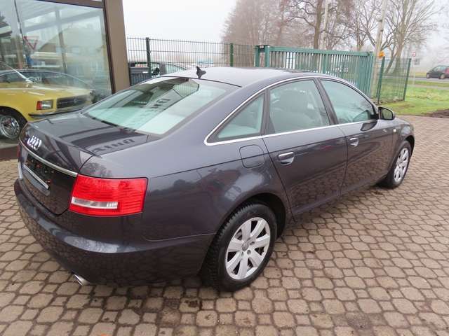 Audi A6 2.4 *nur 63 TKM*1.Hand*Scheckheft*Xenon*Navi*PDC*