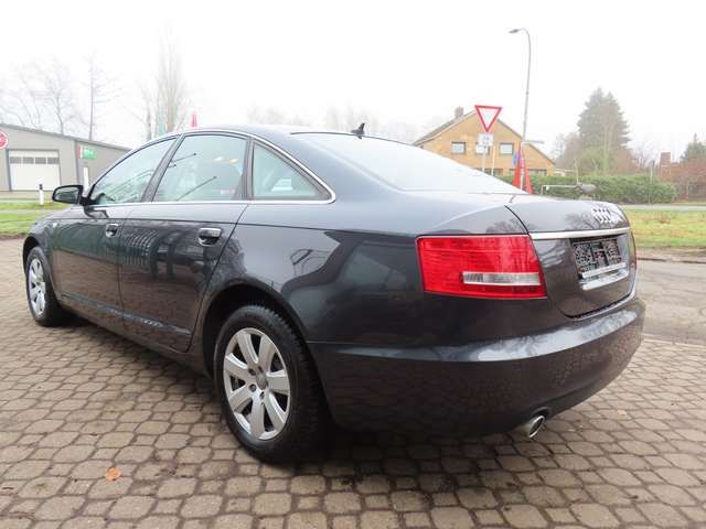 Audi A6 2.4 *nur 63 TKM*1.Hand*Scheckheft*Xenon*Navi*PDC*