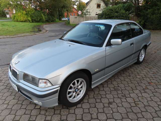 BMW 316 i Coupé Exclusiv Edition *nur 108 TKM*Leder*eSD