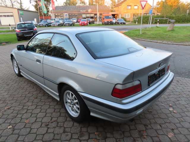 BMW 316 i Coupé Exclusiv Edition *nur 108 TKM*Leder*eSD