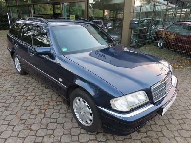 Mercedes-Benz C240 640w